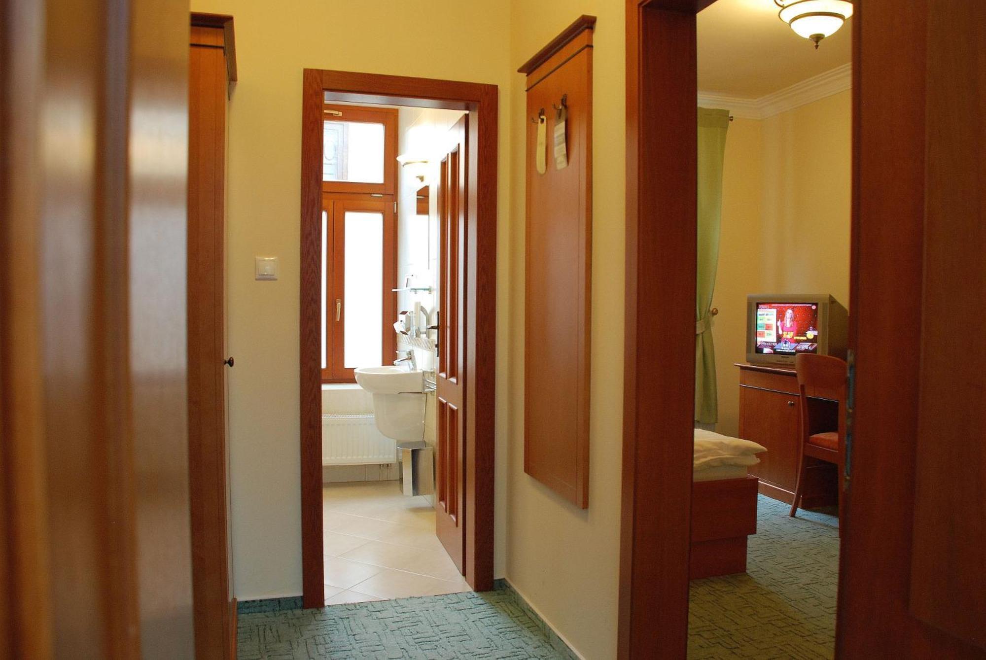 Hotel Most Slavy Martinske Hole Room photo